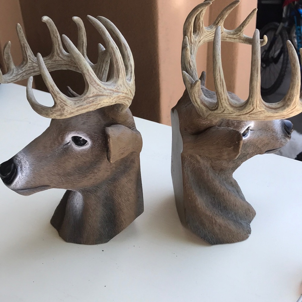 Reindeer book ends